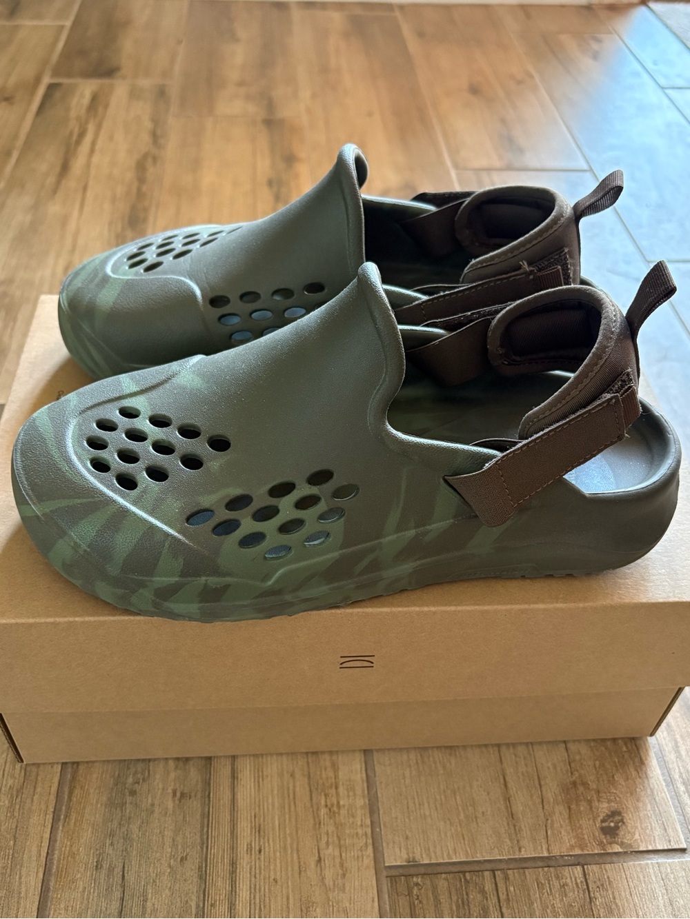 Clearweather Switchback slides/mules